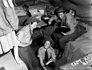 R.C.A.M.C. Nursing Sisters in tent near Caen, France, August 1944 National archives of Canada PA-108176